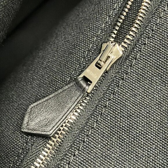 Auth HERMES Troca Horizontal MM - Dark Navy Dark Brown Gray Beige Canvas Leather - Picture 7 of 11